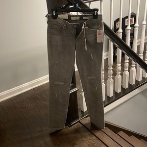 Jessica Simpson jeans size 27